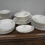 711 8249 DINNERWARE